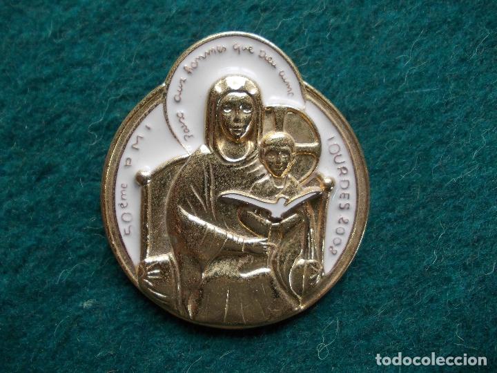 Antig&uuml;edades: broche Virgen de Lourdes   2008 - Foto 1