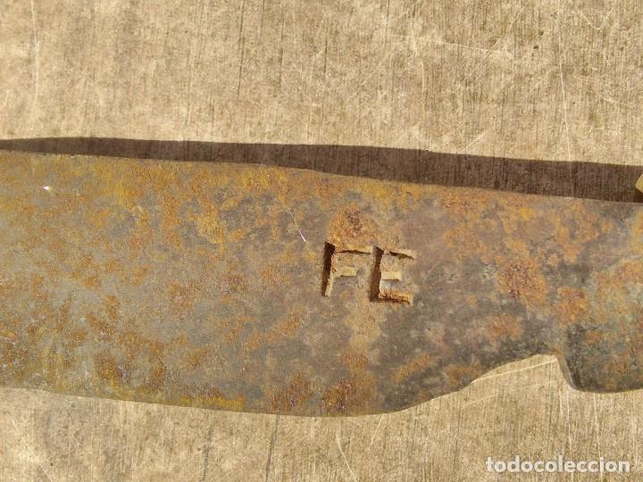 Antig&uuml;edades: Hoz o Corbella - Foto 3