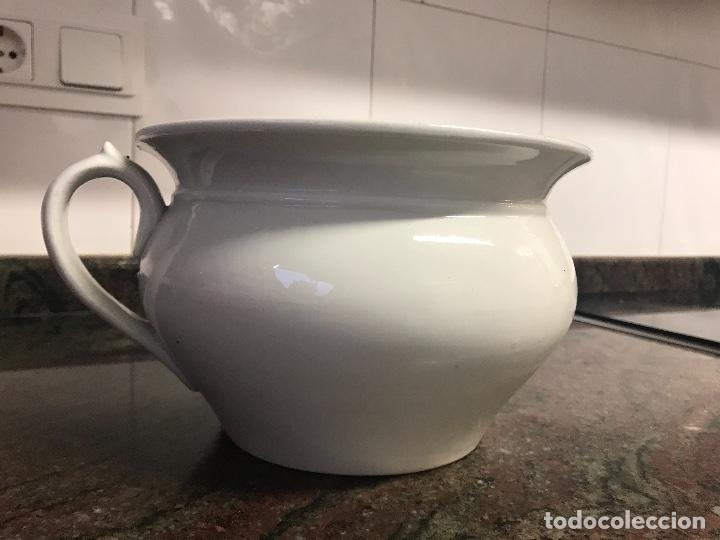 Antig&uuml;edades: ORINAL BLANCO DE LA FIRMA IBERO TANAGRA, S.A. - Foto 1