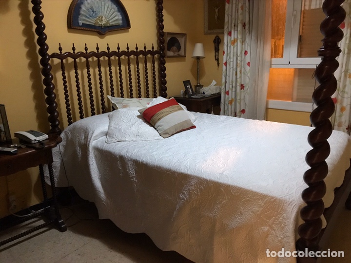 Antig&uuml;edades: Cama de caoba estilo mallorqu&iacute;n con dosel - Foto 3