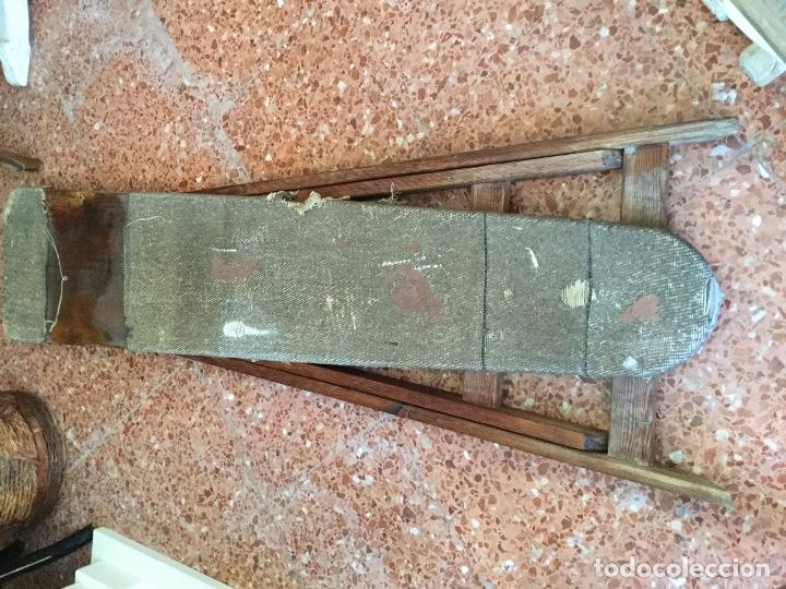 Antig&uuml;edades: ANTIGUA TABLA DE PLANCHAR DE MADERA - Foto 18
