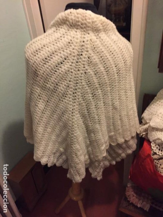 antigua toquilla pequeña de lana de crochet hec - Buy Antique women's  clothing on todocoleccion