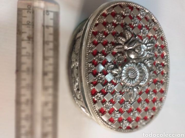 Antig&uuml;edades: Jpyerito de.plata con grabados - Foto 1