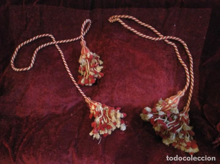 Antig&uuml;edades: Cord&oacute;n Alzapa&ntilde;o con dos borlas - Foto 1
