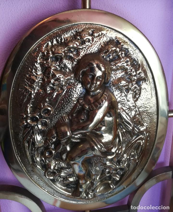 Antig&uuml;edades: Flor&oacute;n en bronce lacado - Foto 2