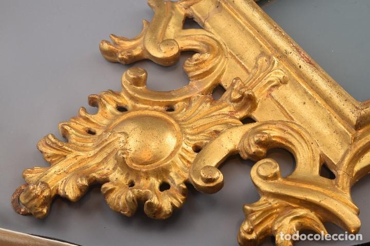 Antig&uuml;edades: Cornucopia. Madera sobredorada. Siglo XVIII. - Foto 4