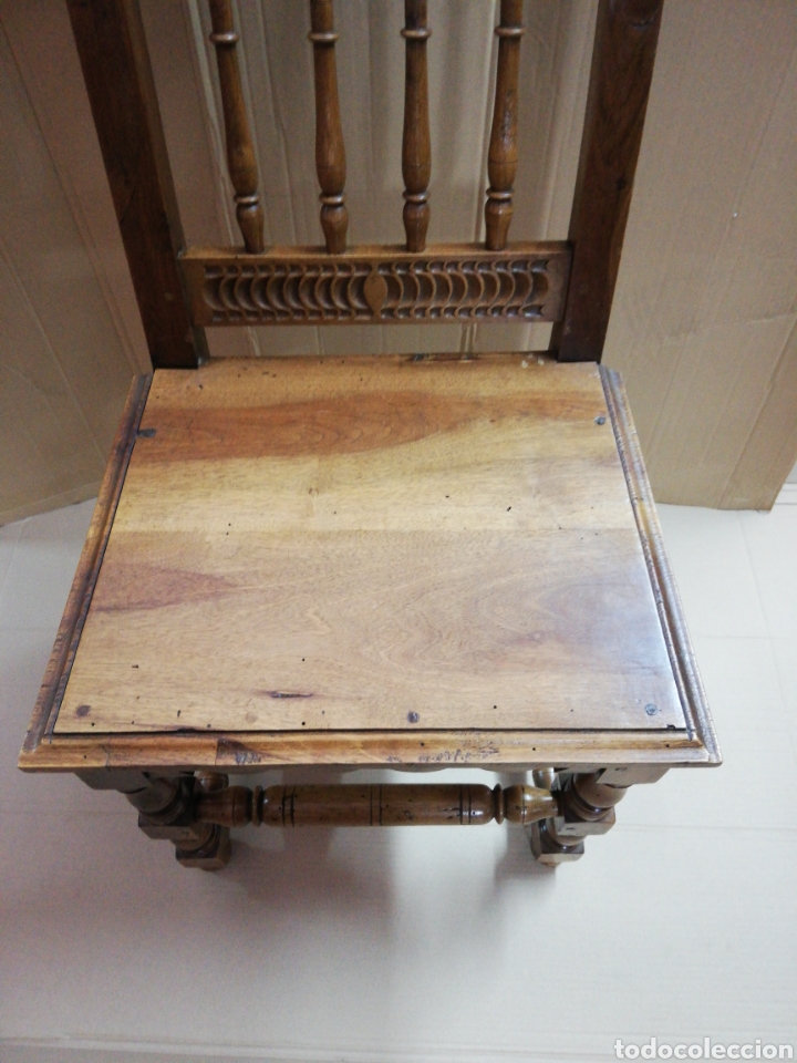 Antig&uuml;edades: Silla r&uacute;stica tallada encerada - Foto 3