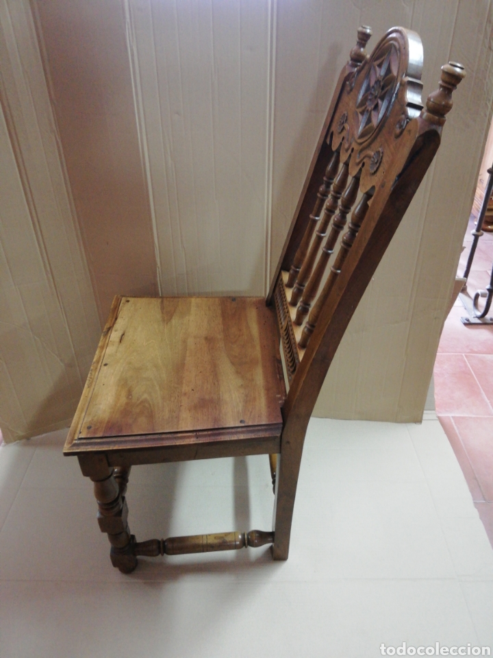 Antig&uuml;edades: Silla r&uacute;stica tallada encerada - Foto 6