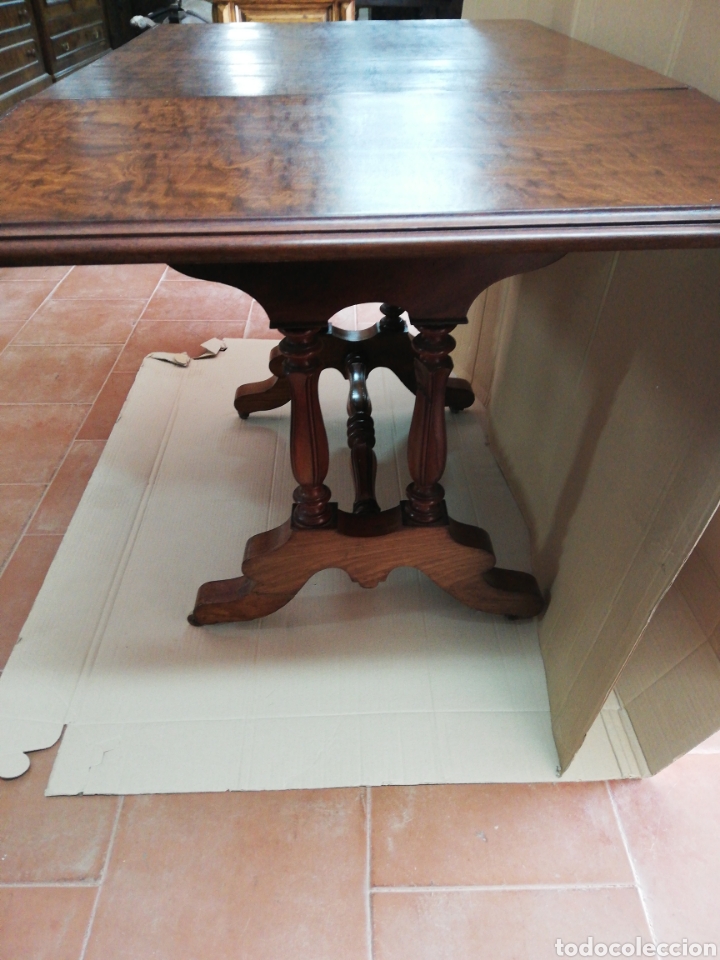Antig&uuml;edades: Mesa restaurada con alas - Foto 5