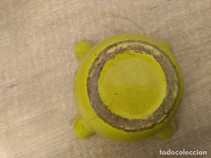 Antig&uuml;edades: Almirez vidriado amarillo con manchas verdes - Foto 2
