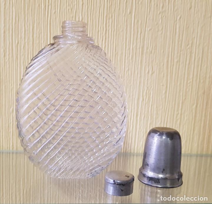 Antig&uuml;edades: Petaca cristal tallado - Foto 2