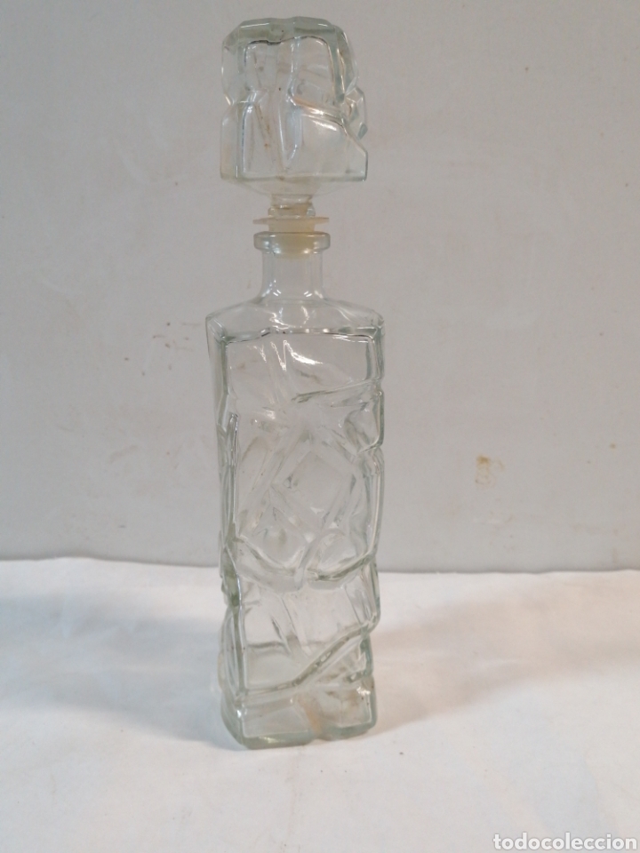 Antig&uuml;edades: Botella licorera - Foto 1
