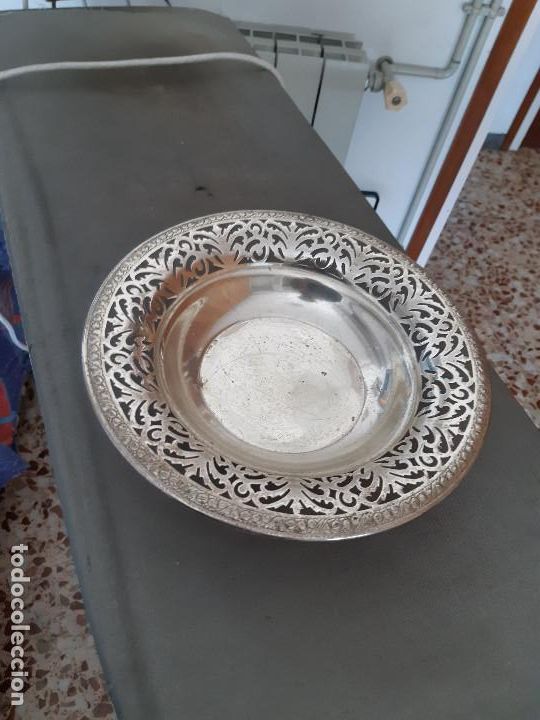 Antig&uuml;edades: Bandeja/centro de alpaca - Foto 1