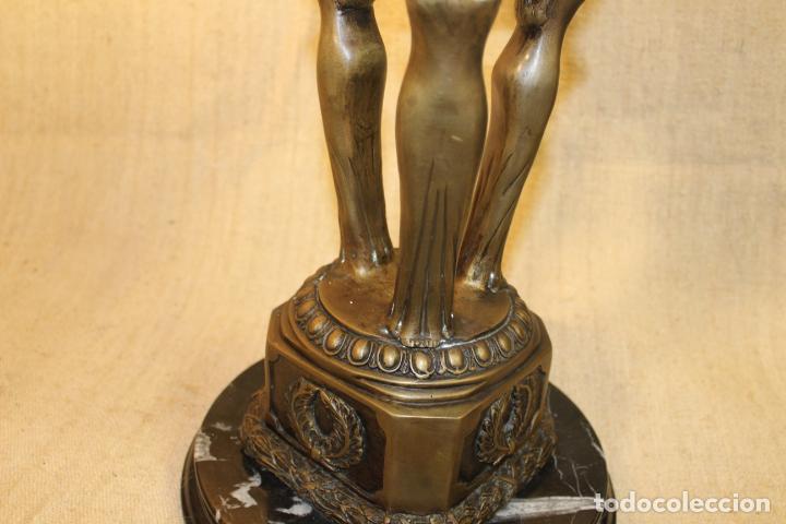 Antig&uuml;edades: centro de mesa de bronce - Foto 6