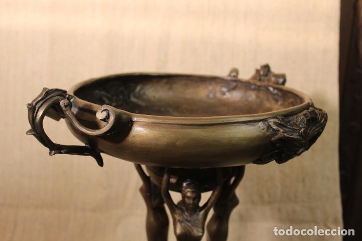 Antig&uuml;edades: centro de mesa de bronce - Foto 8