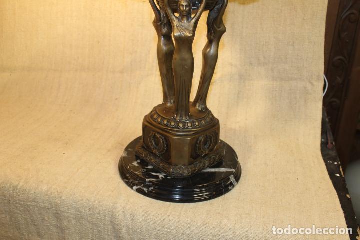 Antig&uuml;edades: centro de mesa de bronce - Foto 9