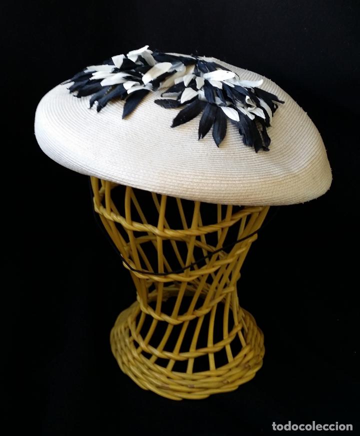 Antigüedades: Tocado, sombrero, marca Adelina Valencia - Foto 2 - 196508548
