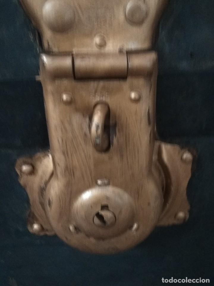Antig&uuml;edades: Ba&uacute;l antiguo exercio - Foto 2