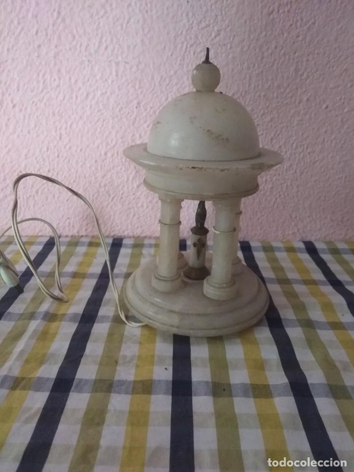 Antig&uuml;edades: Capilla de m&aacute;rmol - Foto 1