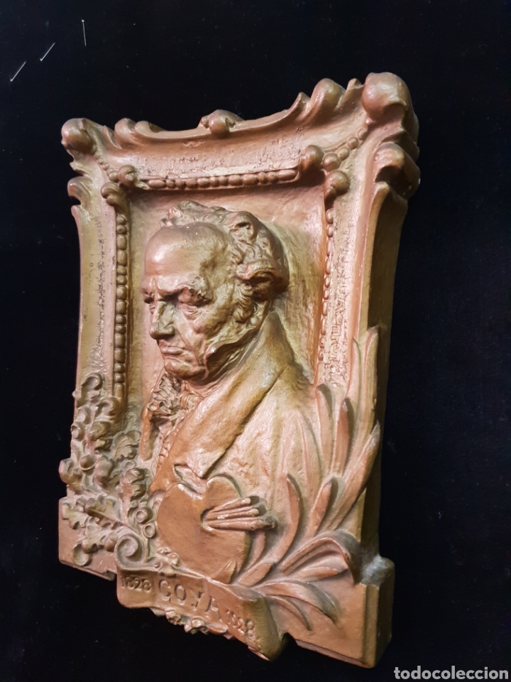 Antig&uuml;edades: Talla de Goya en madera - Foto 4