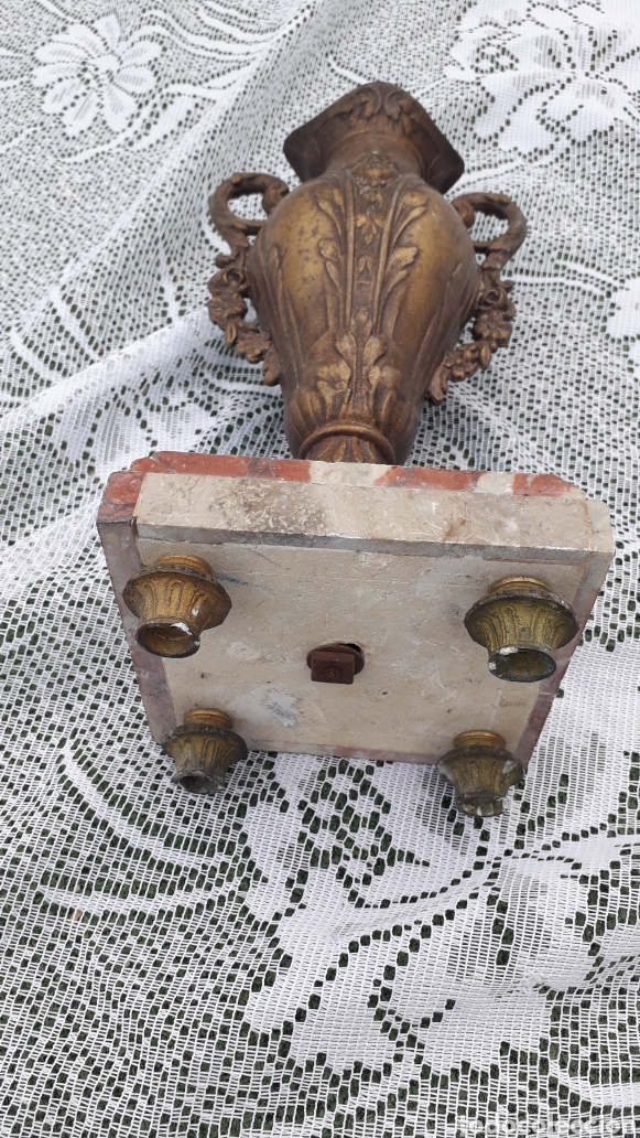 Antig&uuml;edades: Antiguo jarron con querubin s XIX - Foto 11