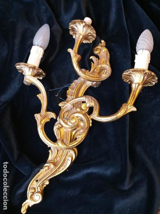 Antig&uuml;edades: Aplique estilo Luis XV De bronce dorado - Foto 2