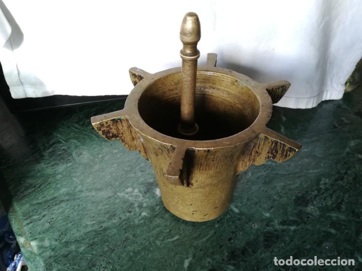 Antig&uuml;edades: Mortero con costillas - Foto 2