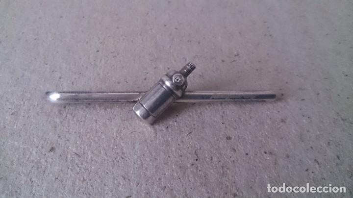 Antig&uuml;edades: Sujeta corbatas en plata de 925 - Foto 1