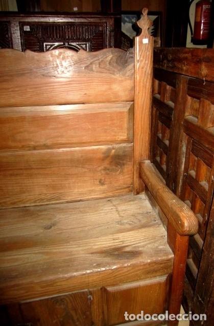 Antig&uuml;edades: Banco rustico antiguo con puertas - Foto 4