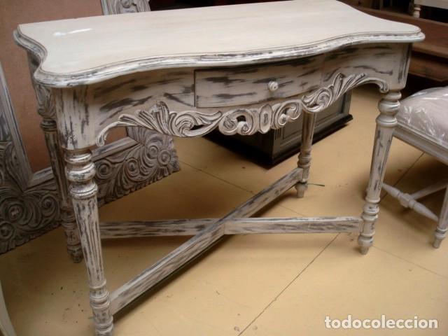 Antig&uuml;edades: Consola tallada en blanco y desgastes - Foto 2