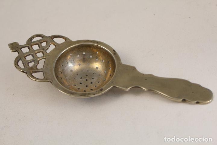 Antig&uuml;edades: colardor de t&eacute; plateado - Foto 3