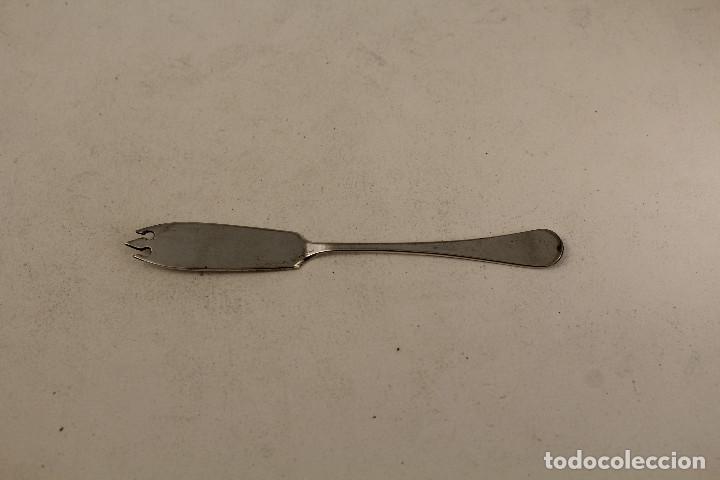 Antig&uuml;edades: pala tenedor con plata de ley punzonada epns - Foto 1