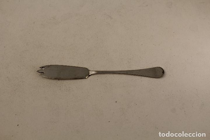 Antig&uuml;edades: pala tenedor con plata de ley punzonada epns - Foto 4