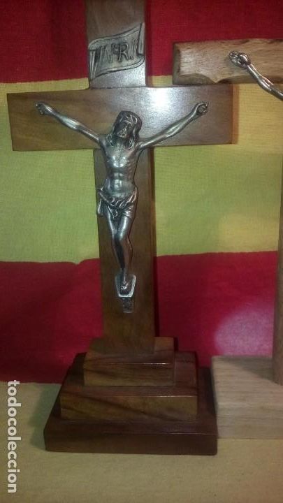 Antig&uuml;edades: 2 CRUCES DE MADERA . - Foto 2
