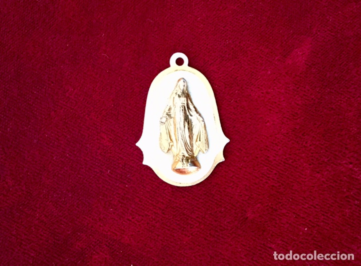 Antig&uuml;edades: Medalla religiosa - Foto 1
