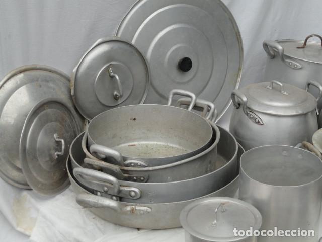 Antig&uuml;edades: CONJUNTO BATERIA DE COCINA DE ALUMINIO. - Foto 2