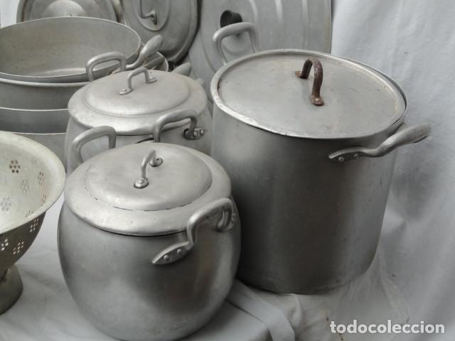 Antig&uuml;edades: CONJUNTO BATERIA DE COCINA DE ALUMINIO. - Foto 5
