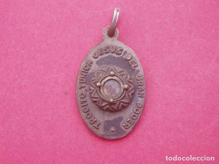 Antigüedades: Medalla Relicario Antiguo Jesús del Gran Poder. Sevilla. - Foto 2 - 197482136
