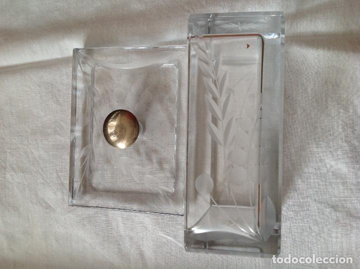 Antig&uuml;edades: Caja de cristal tallado - Foto 2