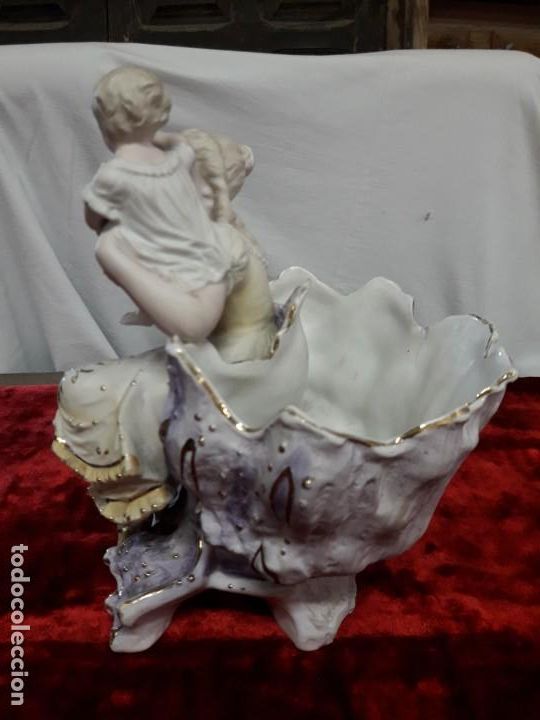 Antig&uuml;edades: Florero biscuit. - Foto 2