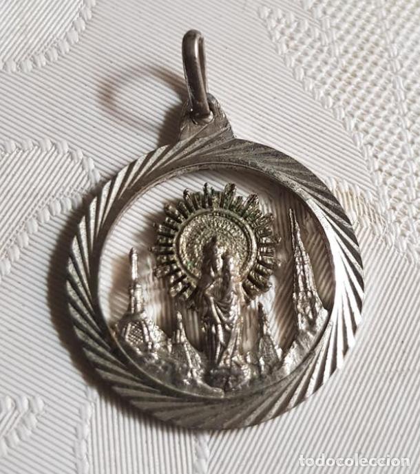 Antig&uuml;edades: Colgante Virgen del Pilar. - Foto 1