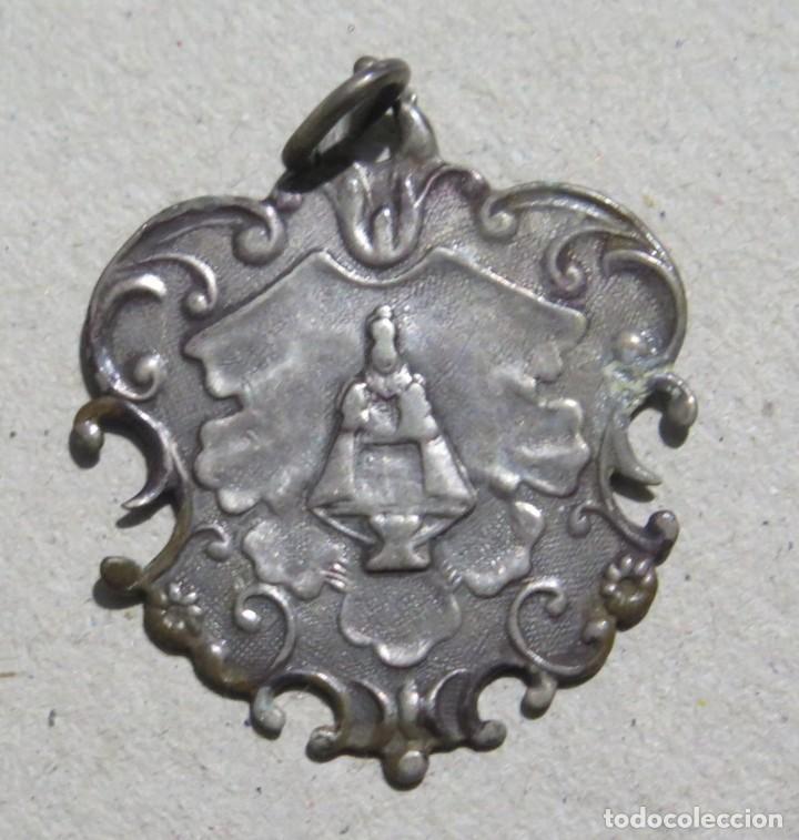 Antig&uuml;edades: MEDALLA NA. SRA. DE COVADONGA. PLATA - Foto 1