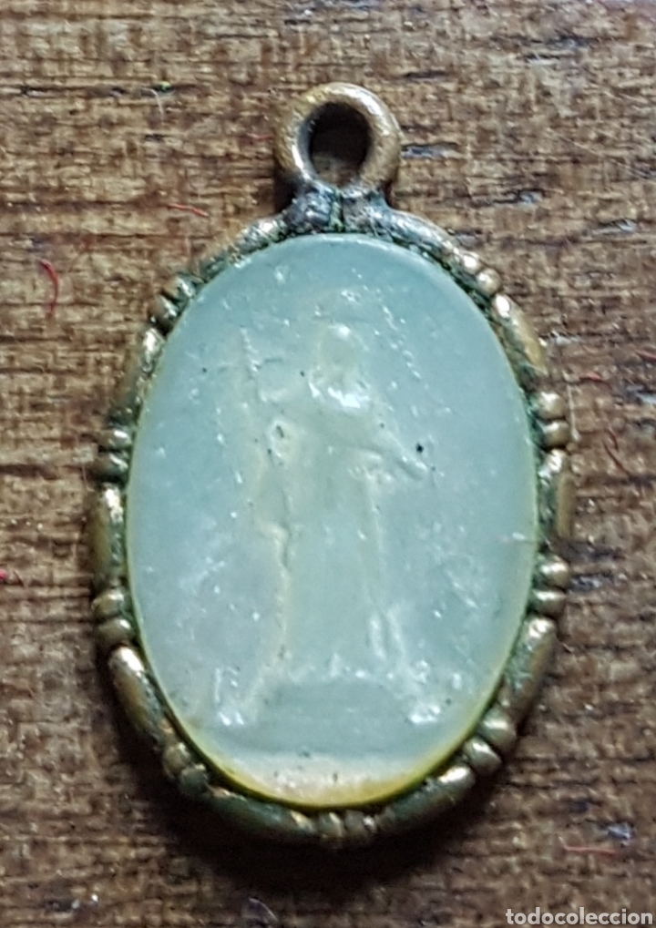 Antig&uuml;edades: Peque&ntilde;a medalla nacar y bronce Virgen - Foto 1