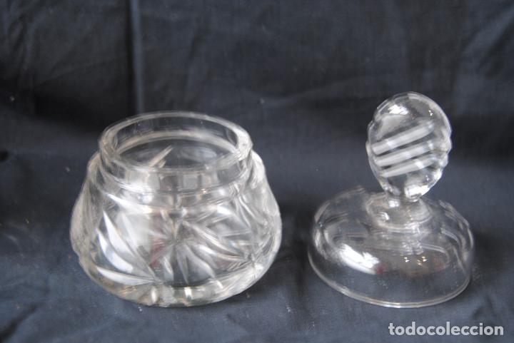 Antig&uuml;edades: JUEGO TOCADOR ANTIGUO - Foto 3