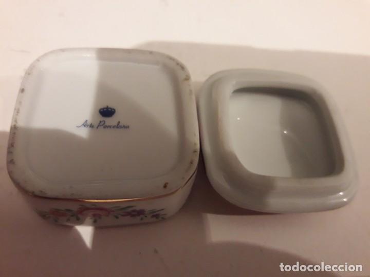 Antig&uuml;edades: Caja porcelana - Foto 3