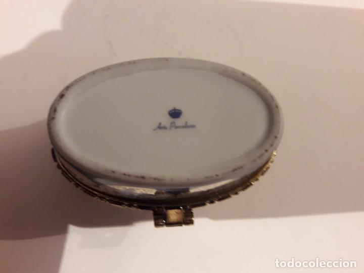 Antig&uuml;edades: Caja porcelana - Foto 2