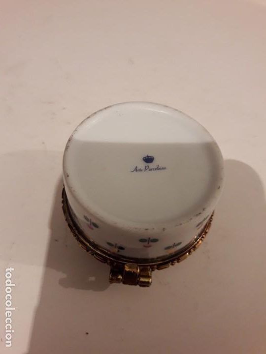 Antig&uuml;edades: Caja porcelana - Foto 2