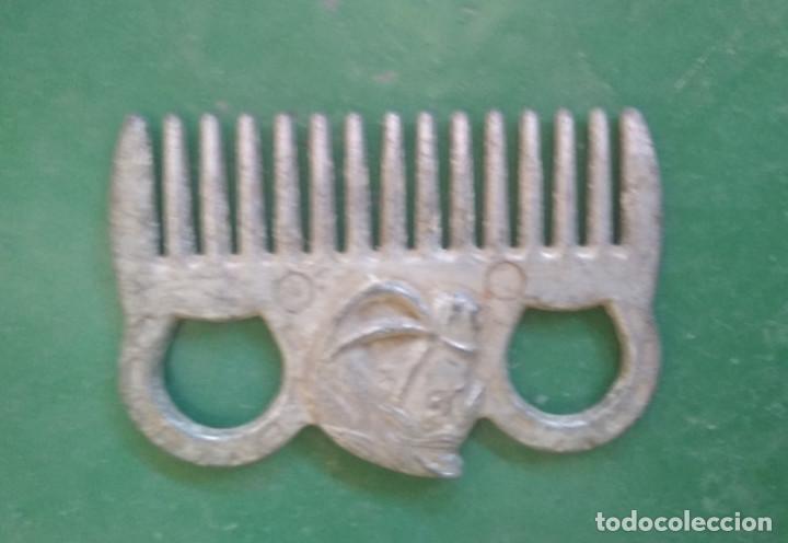 Antig&uuml;edades: ANTIGUO PEINE PARA LAS CRINES DE LOS CABALLOS - Foto 1