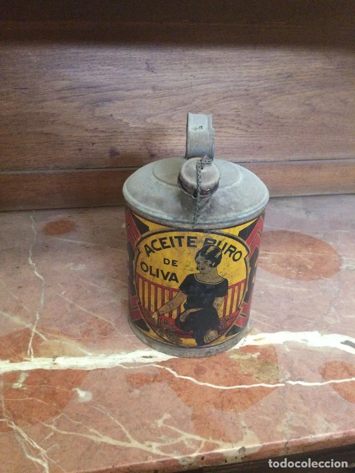 Antig&uuml;edades: Aceitera - Foto 2