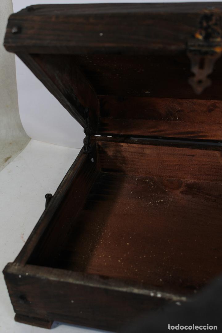 Antig&uuml;edades: caja madera vendimia - Foto 5